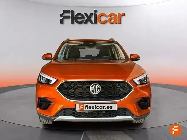 Usado MG ZS Luxury 116 CV (85 kW) 2025 Naranja SUV