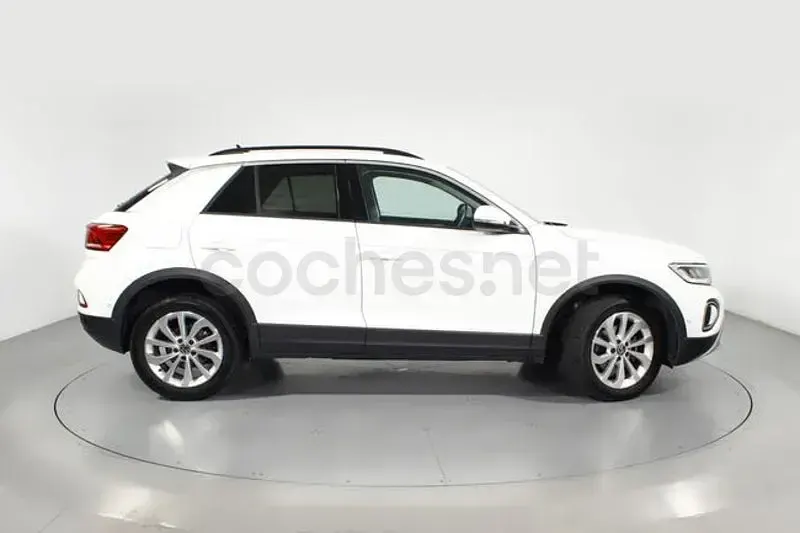 Usado VW T-Roc Life 115 CV (84 kW) 2024 Blanco SUV