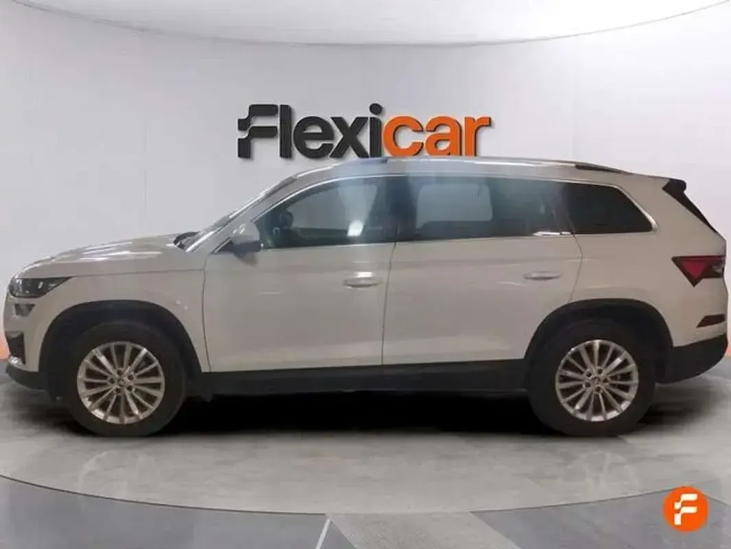 Usado Skoda Kodiaq Ambition 150 CV (110 kW) 2024 Blanco SUV