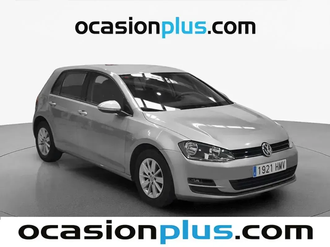 Usado VW Golf VII Advance 105 CV (77 kW) 2012 Plateado Utilitario