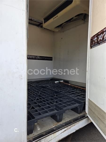 Usado Iveco Daily 106 CV (77 kW) 2011 Blanco Recogida