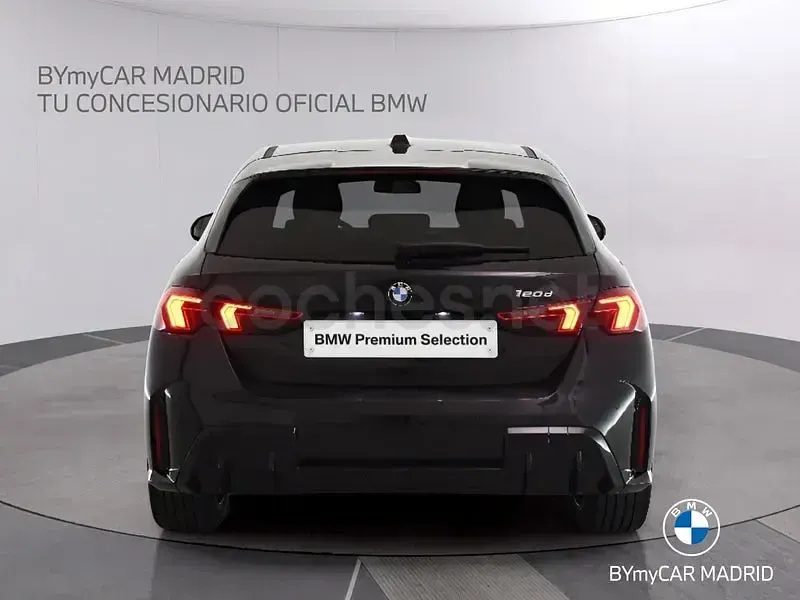 Usado BMW 120 Comfort Edition 163 CV (119 kW) 2025 Negro Utilitario