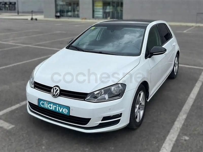 Usado VW Golf VII Advance 105 CV (77 kW) 2014 Blanco Berlina