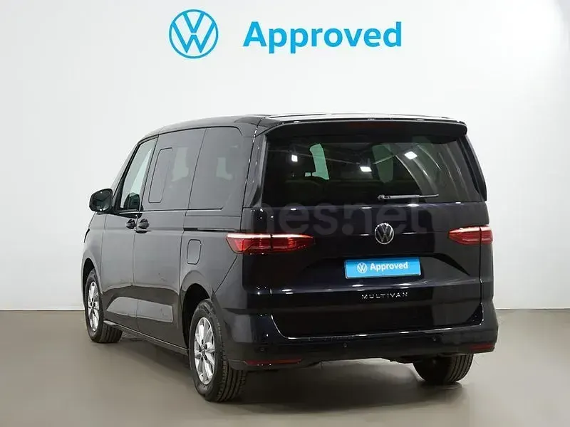 Usado VW Multivan 150 CV (110 kW) 2025 Negro Monovolumen