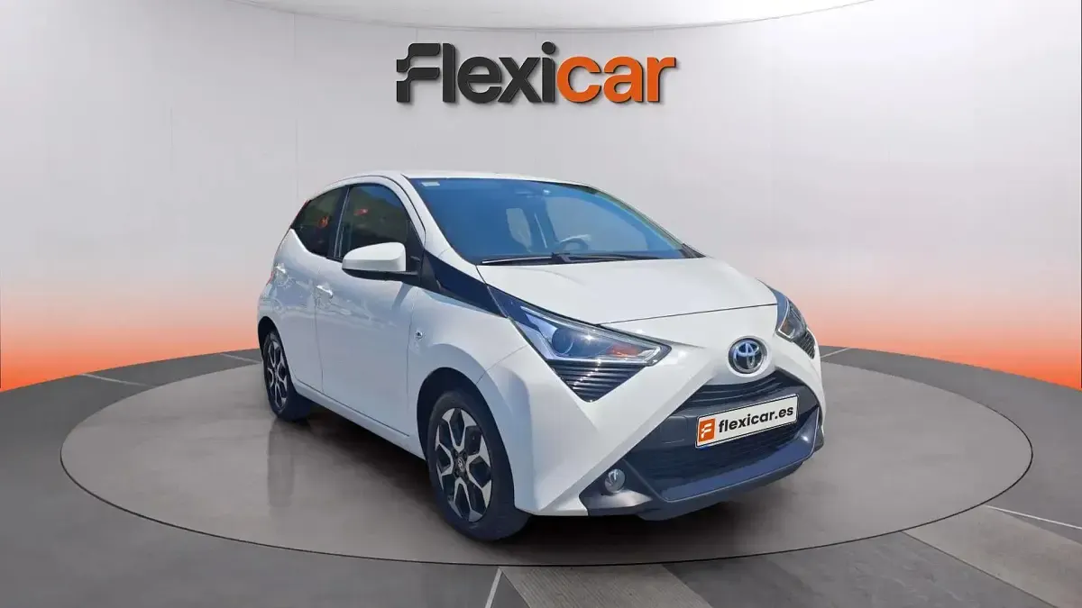 Usado Toyota Aygo X-play 72 CV (52 kW) 2018 Utilitario