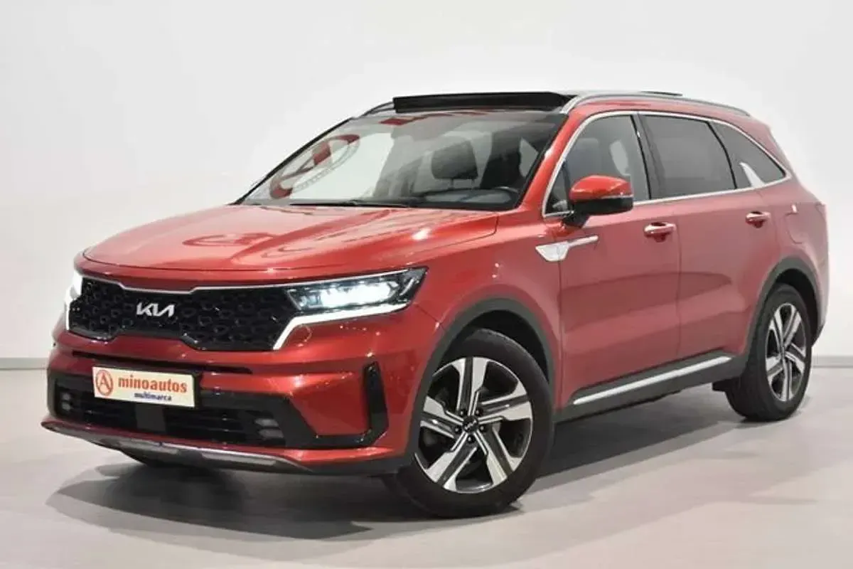 Usado Kia Sorento 232 CV (170 kW) 2023 Rojo SUV