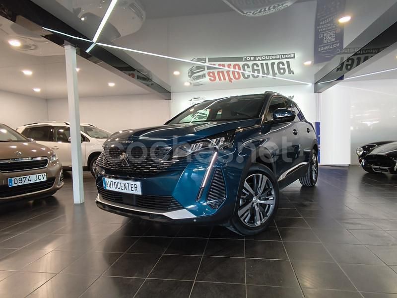 Usado Peugeot 3008 Allure 130 CV (95 kW) 2020 Azul SUV