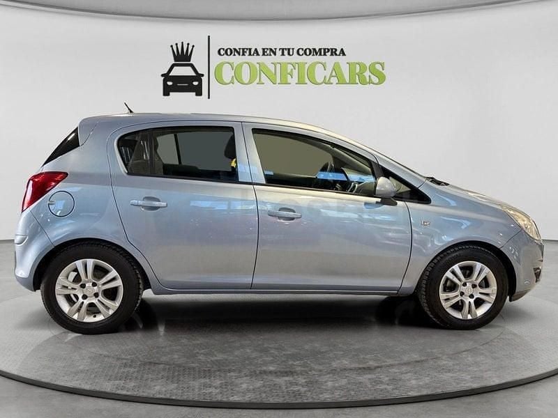 Usado Opel Corsa 95 CV (69 kW) 2010 Azul Utilitario