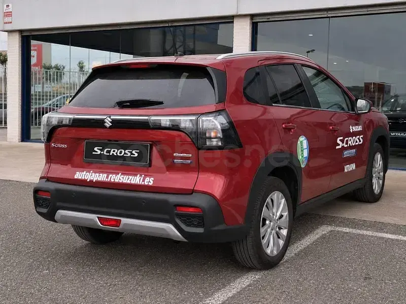Usado Suzuki SX4 S-Cross 110 CV (80 kW) 2026 Granate SUV