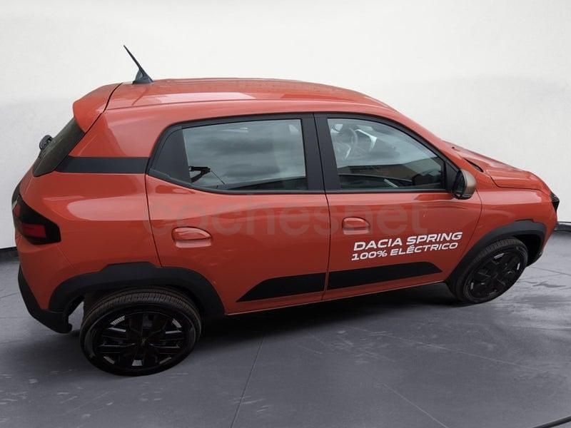 Begagnad Dacia Spring Extreme 47 kW (65 HK) 2025 Eléctrico Halvkombi