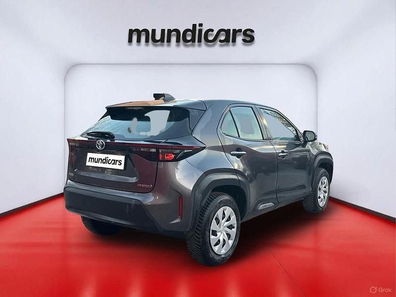 Usado Toyota Yaris Hybrid Active 2023 Gris