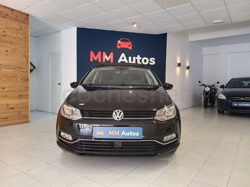 Usado VW Polo Advance 90 CV (66 kW) 2014 Negro Berlina