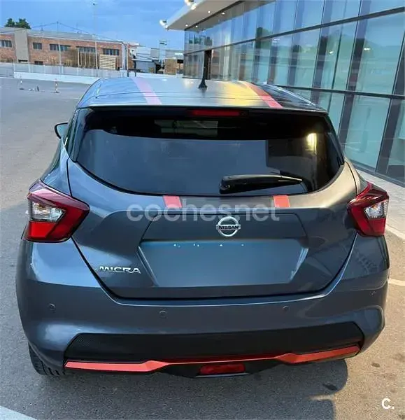 Usado Nissan Micra 90 CV (66 kW) 2018 Gris / plata Utilitario
