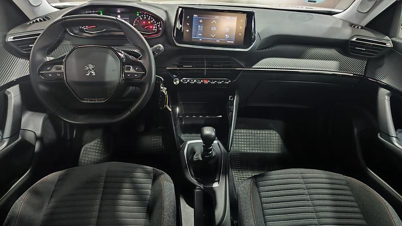 Usado Peugeot 2008 Active 101 CV (74 kW) 2020 Blanco SUV