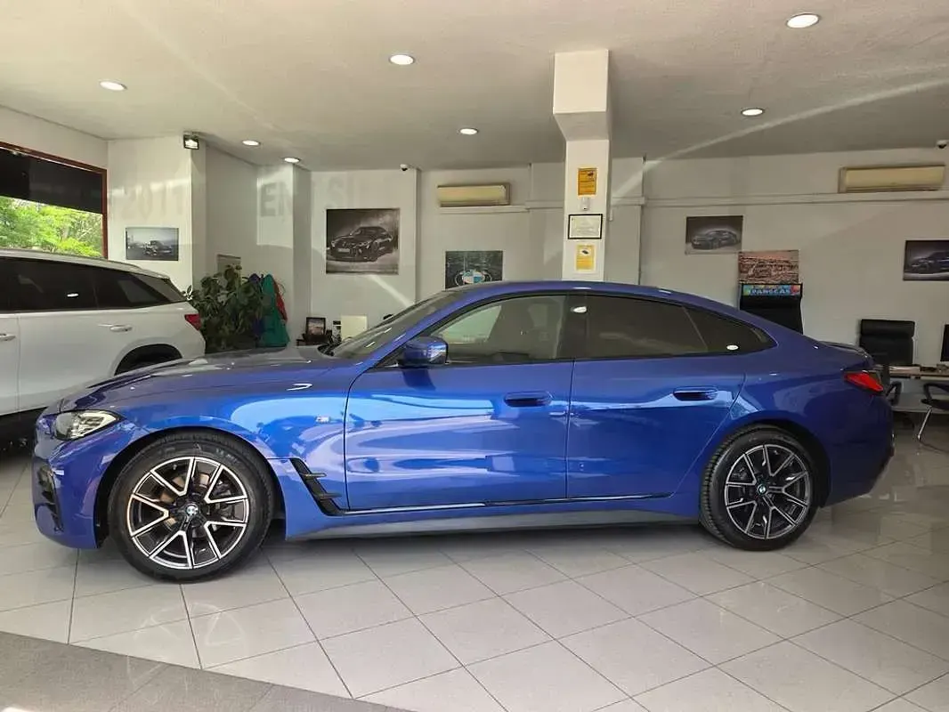 Usado BMW 420 Shadowline 190 CV (139 kW) 2022 Azul Coupe