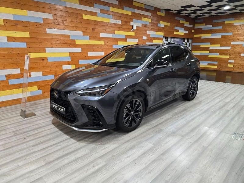 Usado Lexus NX450h+ Sport Line 306 CV (225 kW) 2023 Gris / plata SUV