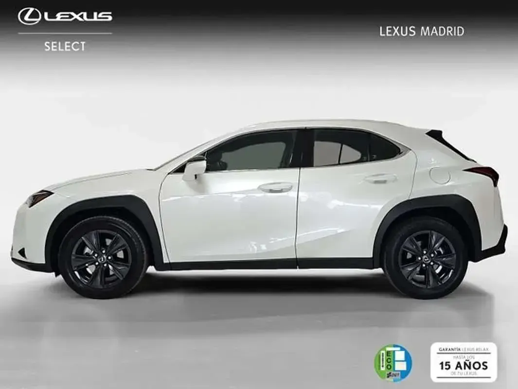 Usado Lexus UX 300h 199 CV (146 kW) 2025 Blanco SUV