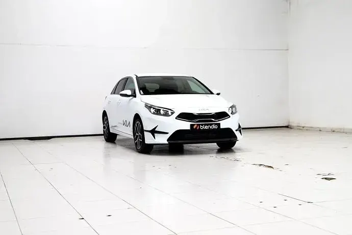 Usado Kia Ceed 160 CV (117 kW) 2024 Gris Utilitario