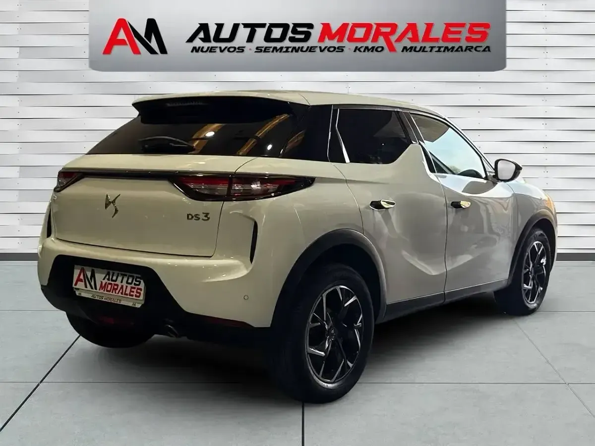 Usado DS Automobiles DS3 Crossback So Chic 110 CV (80 kW) 2021 Blanco SUV