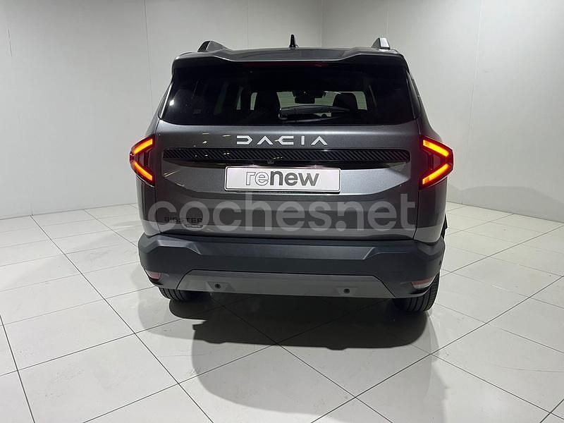 Usado Dacia Bigster Journey 155 CV (114 kW) 2025 Gris / plata SUV