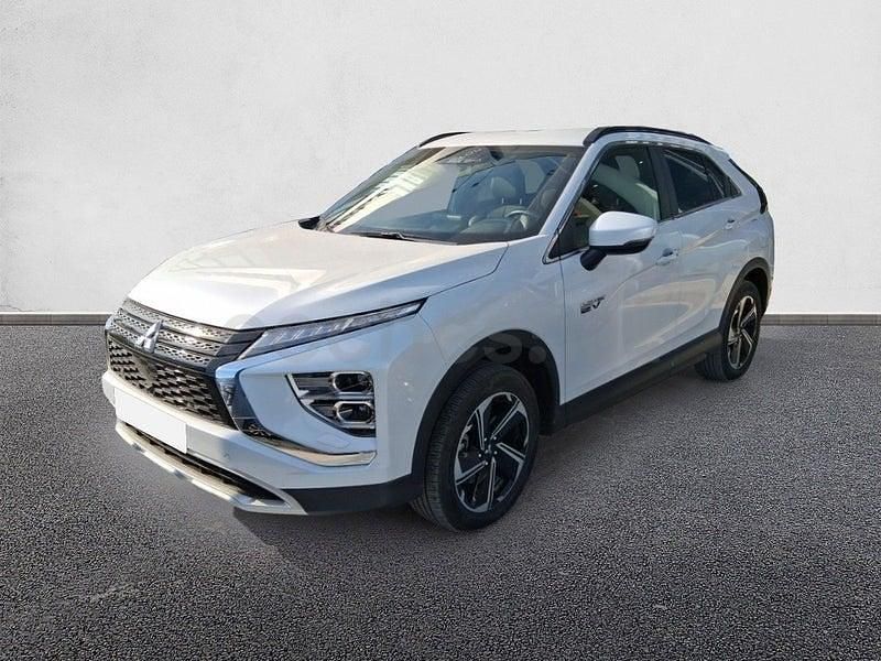 Usado Mitsubishi Eclipse Cross 188 CV (138 kW) 2025 Blanco SUV