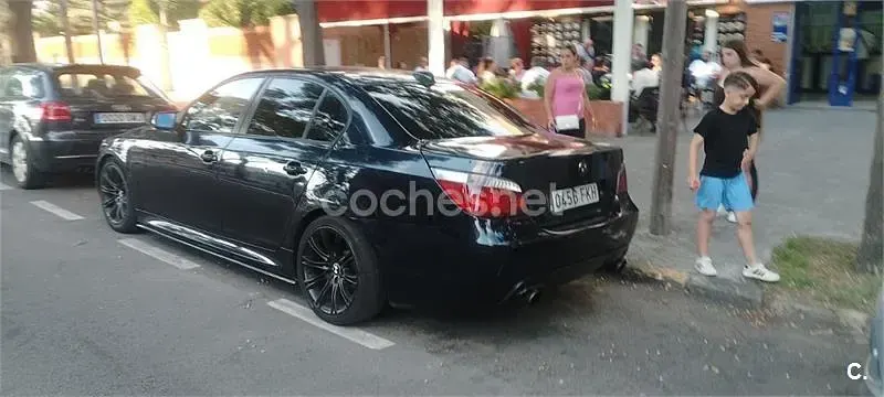 Usado BMW 520 163 CV (119 kW) 2007 Azul Berlina