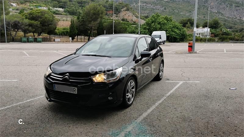 Negro Usado 2012 Citroën C4 Exclusive Berlina | 5600 € (Buen precio) - Imagen 1/4