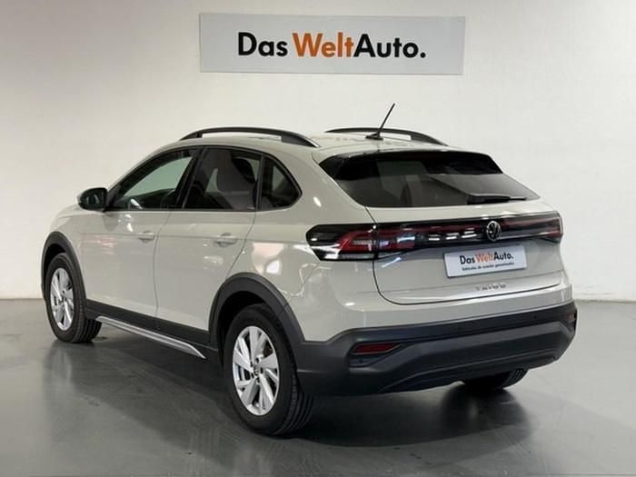 Usado VW Taigo Life 110 CV (80 kW) 2023 Gris SUV