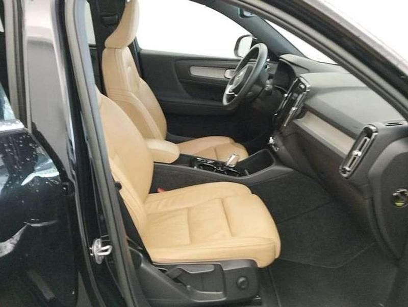 Usado Volvo XC40 Inscription 261 CV (191 kW) 2022 Beige SUV