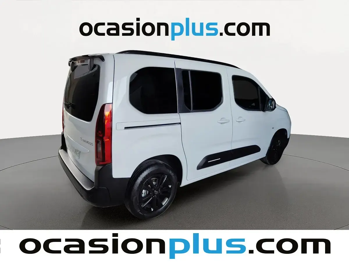 Usado Citroën Berlingo 102 CV (75 kW) 2024 Blanco Monovolumen