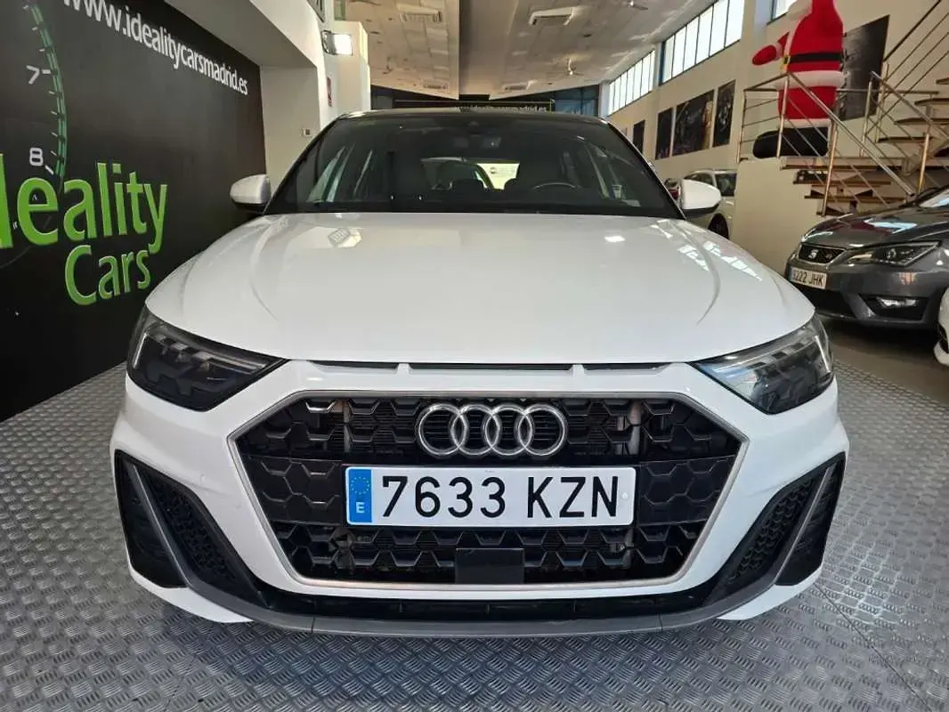 Usado Audi A1 Sportback S-Line 116 CV (85 kW) 2019 Blanco Utilitario