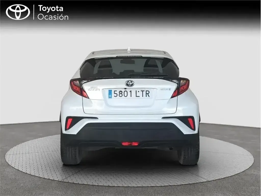 Usado Toyota C-HR Advance 122 CV (89 kW) 2021 Blanco SUV