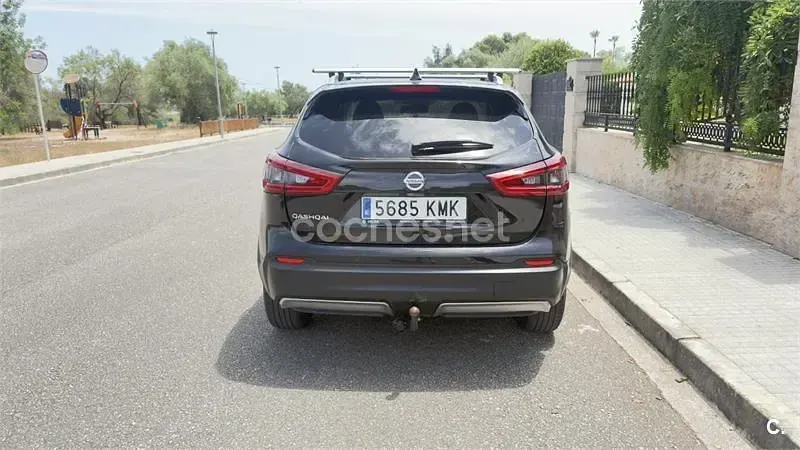Usado Nissan Qashqai N-Connecta 115 CV (84 kW) 2018 Negro SUV