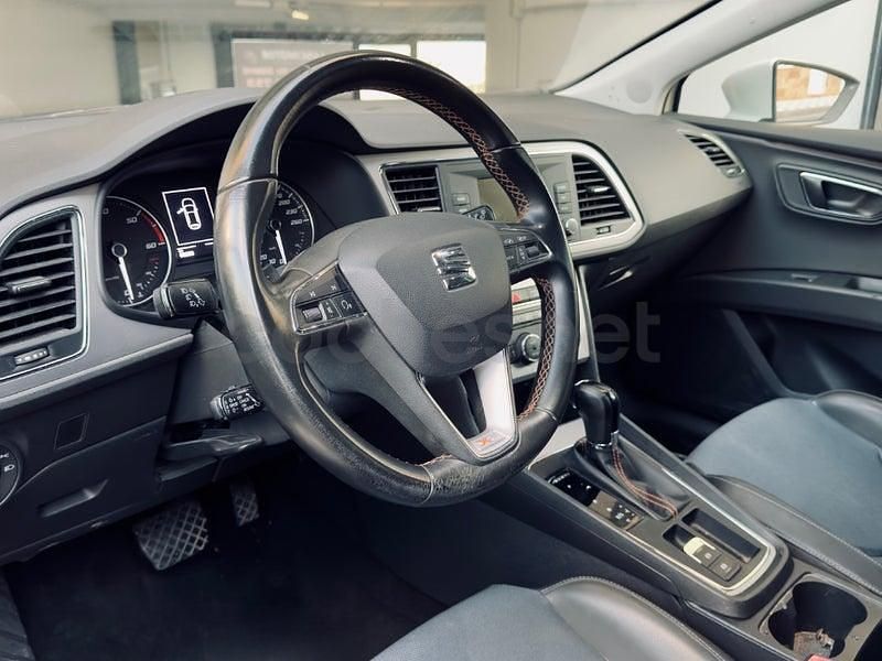 Usado Seat Leon 4Drive 150 CV (110 kW) 2019 Blanco Familiar