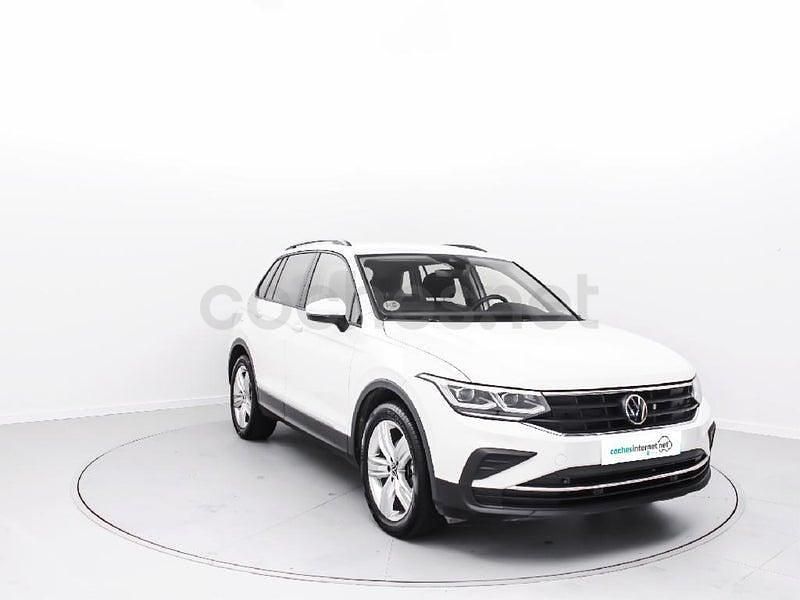 Blanco Usado 2023 VW Tiguan Life SUV | 31.490 € (Precio justo) - Imagen 1/4