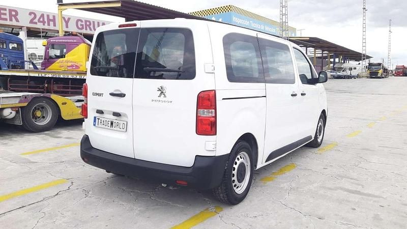 Usado Peugeot Traveller Active 122 CV (89 kW) 2021 Blanco Monovolumen