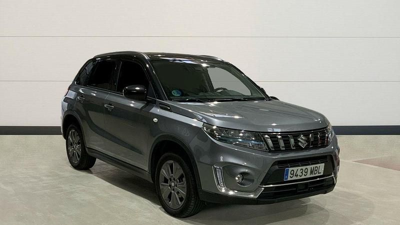 Gris Usado 2022 Suzuki Vitara SUV | 24.900 € (Caro) - Imagen 1/1