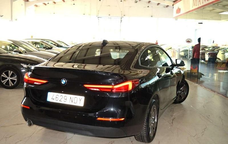 Usado BMW 216 Luxury Line 116 CV (85 kW) 2021 Gris / plata Coupe