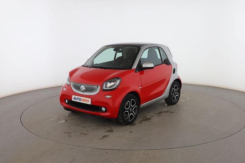 Rojo Usado 2016 Smart ForTwo Coupé Basis Utilitario | 10.599 € (Caro) - Imagen 1/3