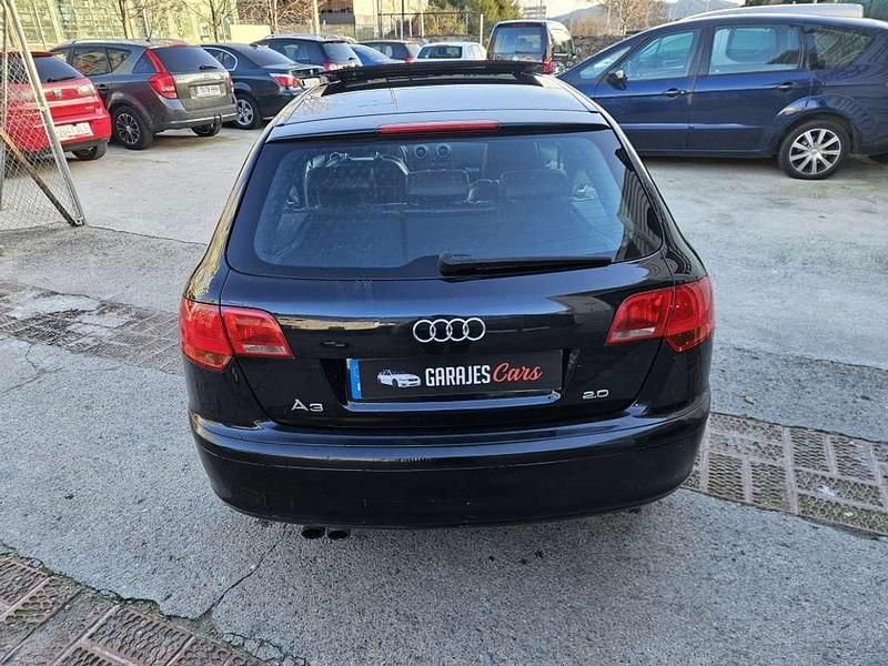 Usado Audi A3 Sportback Attraction 150 CV (110 kW) 2006 Negro Utilitario