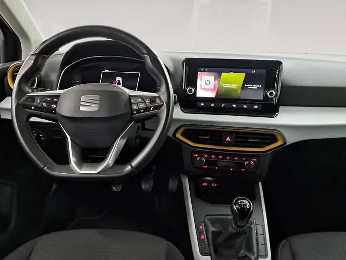 Usado Seat Arona Xperience 116 CV (85 kW) 2025 Blanco SUV