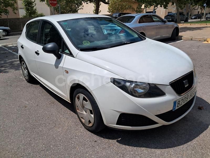 Blanco Usado 2011 Seat Ibiza Reference Berlina | 5300 € (Buen precio) - Imagen 1/4