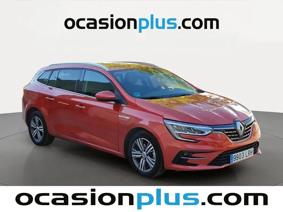 Usado Renault Mégane GrandTour Zen 140 CV (102 kW) 2021 Rojo Familiar