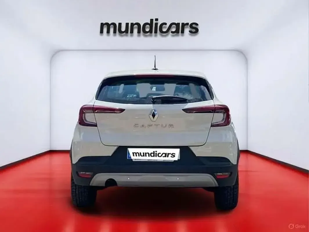 Usado Renault Captur Zen 95 CV (69 kW) 2020 Blanco SUV