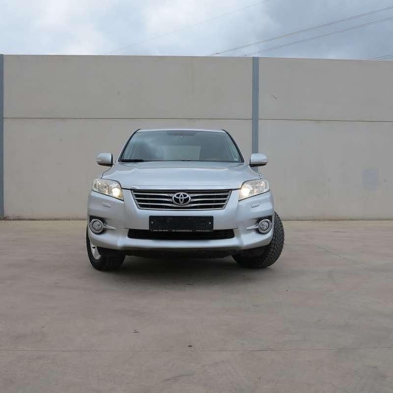 Usado Toyota RAV4 Executive 150 CV (110 kW) 2012 Plateado SUV