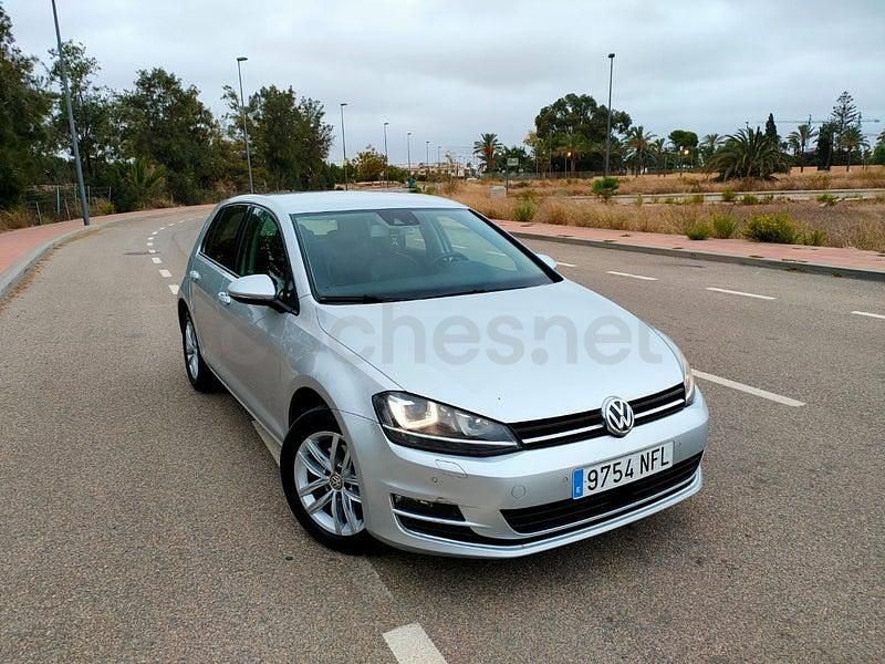 Usado VW Golf VII Advance 150 CV (110 kW) 2014 Gris / plata Berlina