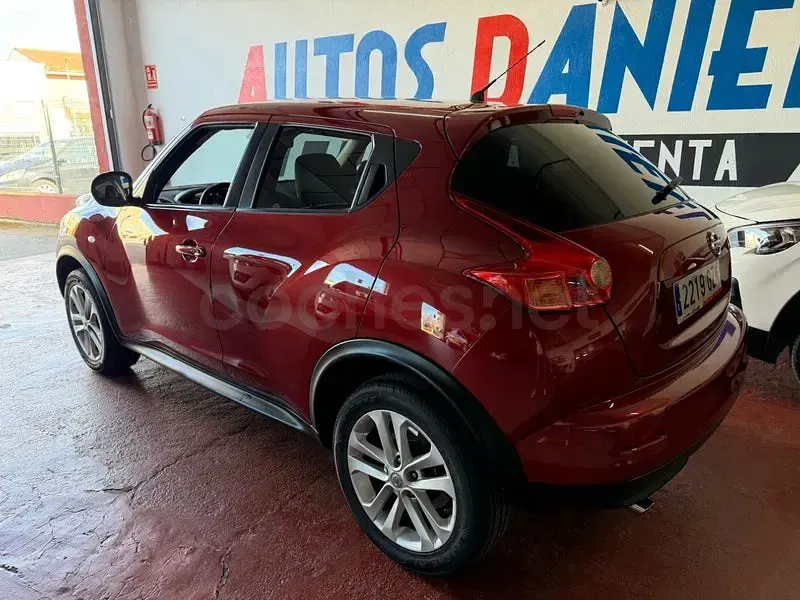 Usado Nissan Juke Acenta Connect 117 CV (86 kW) 2010 Granate SUV