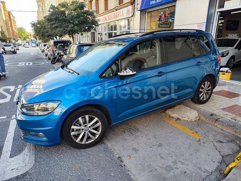 Usado VW Touran Edition 116 CV (85 kW) 2019 Azul Monovolumen