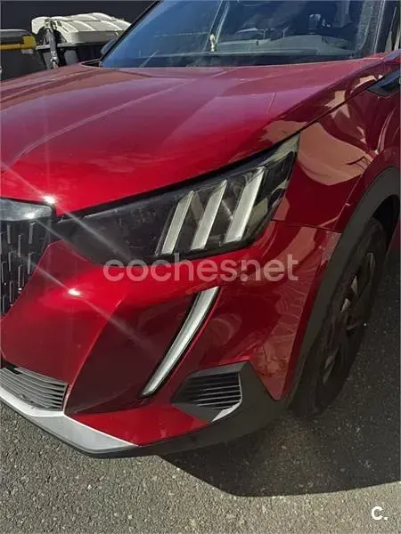 Usado Peugeot 2008 GT 130 HP (95 kW) 2023 Vermelho SUV