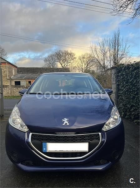 Usado Peugeot 208 Active 92 CV (67 kW) 2012 Azul Utilitario